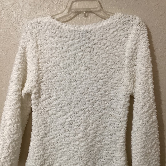 Chaudry Tunic Top Plush White Boucle Knotted Fringe Hem 3/4 Sleeve Size Small - Picture 8 of 16